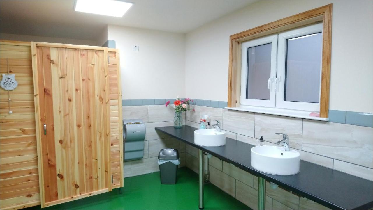 Camping Pod Heaven Brackla Exterior foto